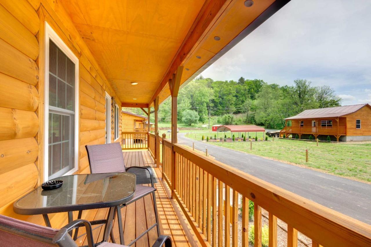 Bears Den Cabin With Porch About 5 Mi To Bryson City! Luaran gambar